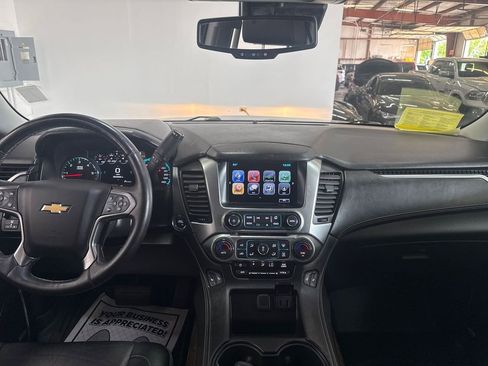 Used 2017 Chevrolet Tahoe LT w/ Luxury Package AWD/4WD image 19