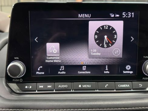 Used 2022 Nissan Rogue SV w/ SV Premium Package image 13