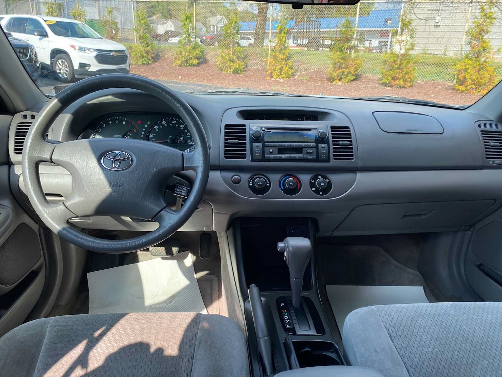 Used 2004 Toyota Camry LE w/ Fleet Convenience Pkg FWD image 5