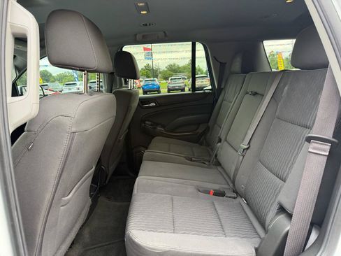 Used 2016 GMC Yukon SLE w/ HD Trailering Package AWD/4WD image 17