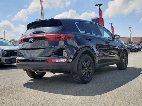 Used 2018 Kia Sportage LX AWD/4WD image 3