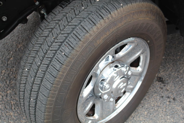 Used 2024 RAM 2500 Tradesman w/ Chrome Appearance Group AWD/4WD image 12
