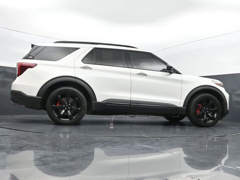 Used 2020 Ford Explorer ST w/ ST Street Pack AWD/4WD image 40