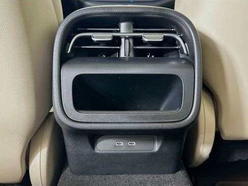 Used 2026 Mercedes-Benz E 350 E 350 image 33