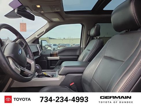 Used 2016 Ford F150 Lariat w/ Equipment Group 502A Luxury image 13