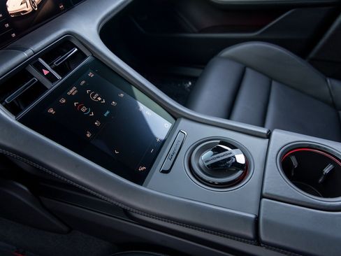 Certified 2024 Porsche Taycan GTS image 38