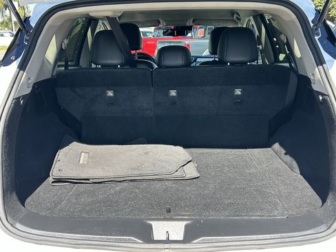 Certified 2023 Nissan Murano SV w/ SV Midnight Edition Package image 12