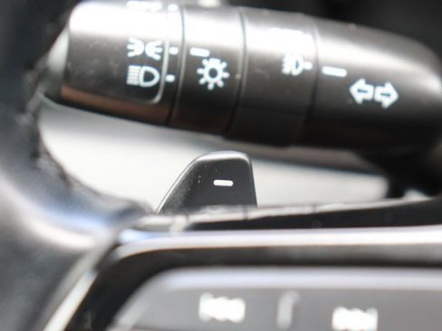Used 2025 Honda Pilot EX-L image 26