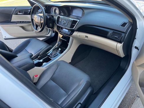 Used 2016 Honda Accord LX image 19