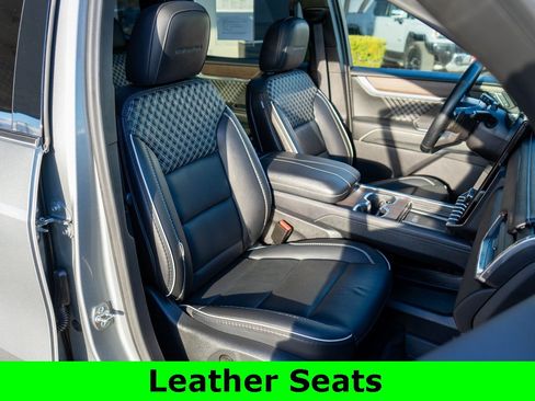 Used 2024 GMC Acadia Denali w/ Super Cruise Package image 9