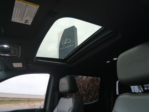 Used 2019 GMC Sierra 1500 AT4 w/ AT4 Premium Package image 12