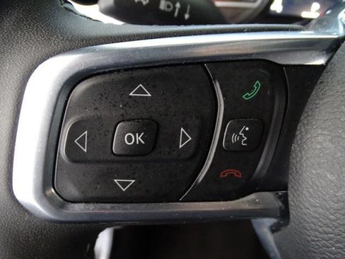 Certified 2025 Jeep Wrangler Unlimited Sahara AWD/4WD image 7