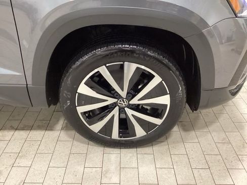 Used 2022 Volkswagen Taos SE image 23