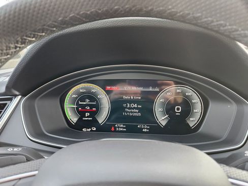 Used 2024 Audi Q5 e Prestige image 17