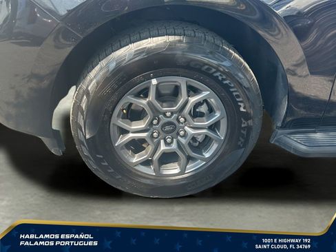 Used 2025 Ford Expedition Active AWD/4WD image 10