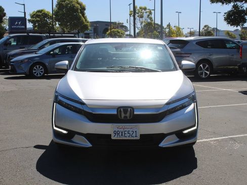 Used 2021 Honda Clarity Plug-In Hybrid image 4