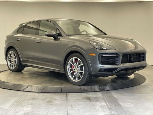 Certified 2023 Porsche Cayenne GTS image 9