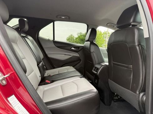 Used 2019 Chevrolet Equinox Premier AWD/4WD image 11