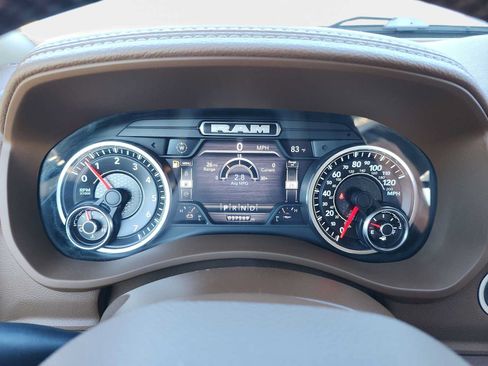 Used 2022 RAM 2500 Laramie AWD/4WD image 12