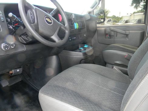 Used 2020 Chevrolet Express 2500 w/ Driver Convenience Package RWD image 3
