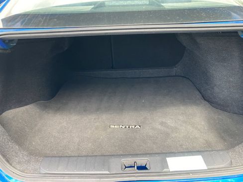 Used 2020 Nissan Sentra SV FWD image 27
