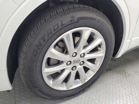 Used 2020 Buick Envision Essence image 31