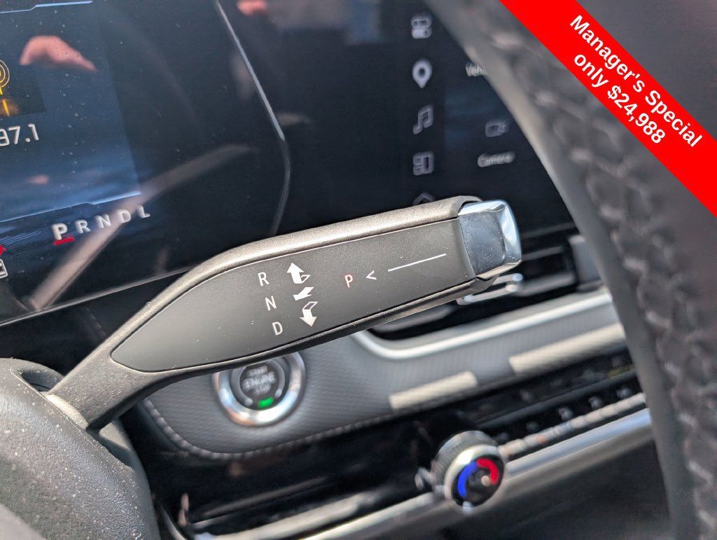 Used 2026 Chevrolet Equinox LT w/ Convenience Package II FWD image 20