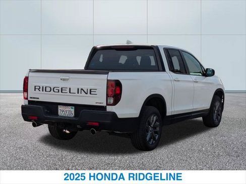 Certified 2025 Honda Ridgeline Sport image 7