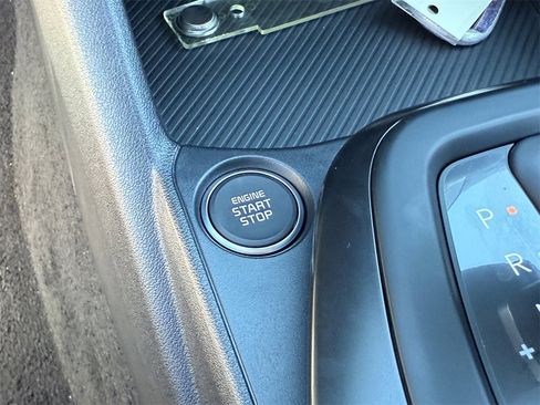 New 2025 Kia K4 LXS image 29