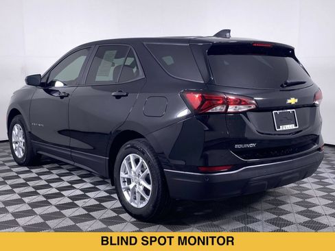 Certified 2024 Chevrolet Equinox LS w/ LS Convenience Package FWD image 17