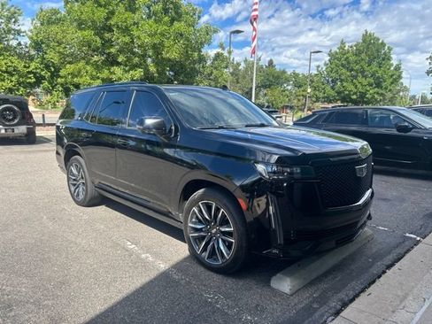 Used 2021 Cadillac Escalade Sport w/ Driver Assist Tech Package AWD/4WD image 6