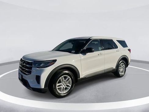New 2026 Ford Explorer Active image 5