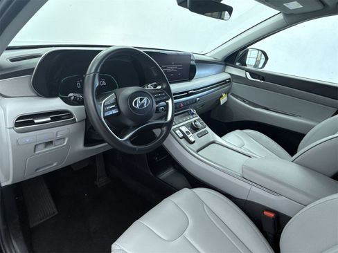Used 2024 Hyundai Palisade SEL image 12