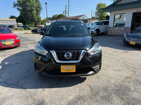 Used 2018 Nissan Kicks SV w/ Exterior Package FWD image 8