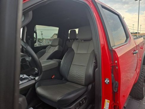 Used 2023 Chevrolet Silverado 1500 ZR2 w/ Technology Package AWD/4WD image 11