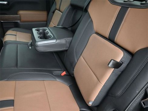 Used 2021 Chevrolet Silverado 1500 High Country w/ Technology Package image 23