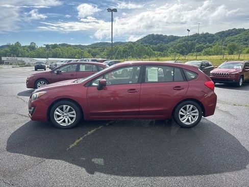 Used 2016 Subaru Impreza 2.0i Premium w/ Popular Package #1 AWD/4WD image 5