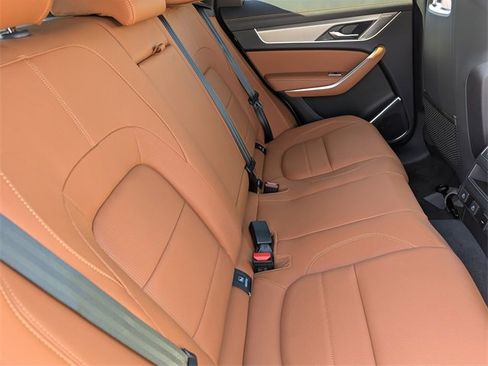 New 2026 Jaguar F-PACE R-Dynamic S image 15