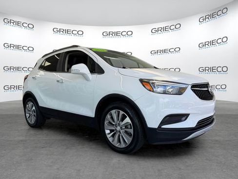 Used 2018 Buick Encore Preferred FWD image 1