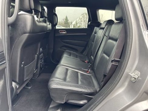 Used 2021 Jeep Grand Cherokee Limited AWD/4WD image 22