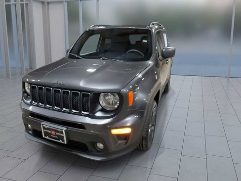 Used 2021 Jeep Renegade Latitude image 6