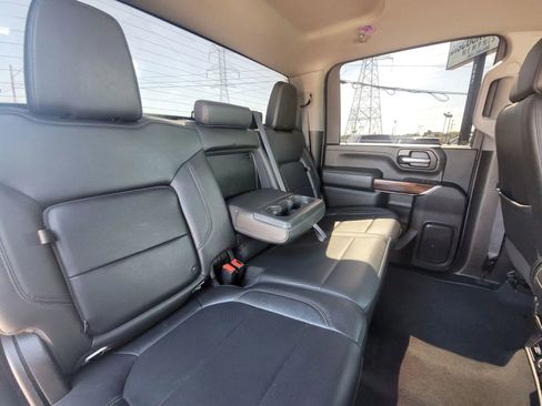Used 2022 GMC Sierra 3500 SLT AWD/4WD image 9