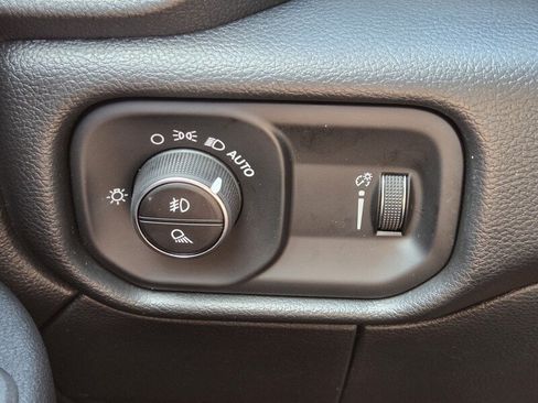 Used 2026 RAM 2500 Tradesman AWD/4WD image 30