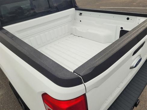 Used 2023 Ford Maverick XL image 7