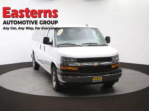 Used 2024 Chevrolet Express 3500 LT w/ LT Preferred Equipment Group RWD image 49