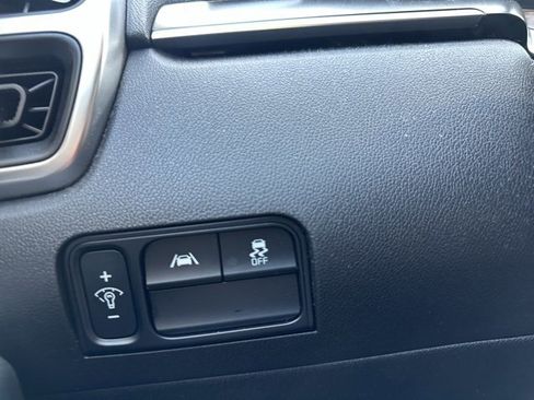 Certified 2021 Kia Sorento LX image 37