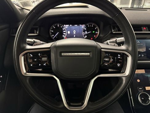 Used 2022 Land Rover Range Rover Velar R-Dynamic S image 11