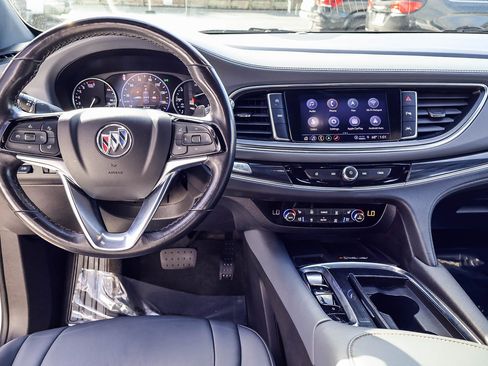 Used 2022 Buick Enclave Premium image 26