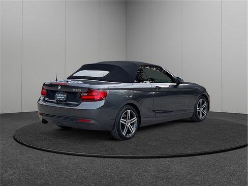 Used 2017 BMW 230i Convertible RWD image 9