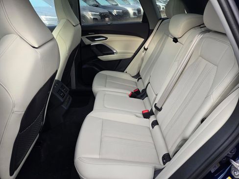 New 2025 Audi Q5 Premium Plus AWD/4WD image 10